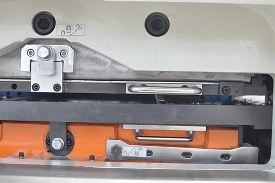 Imprimante à plat Automatic Foil Stamping et machine de découpage 1060 x 760mm