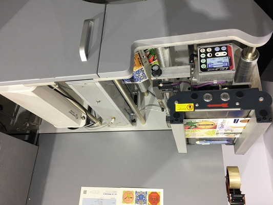 Machine d'amélioration d'effet de label de Digital de presse de courrier pour emboutir et vernir