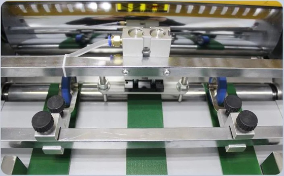 Machine de stratification de petit format de largeur d'EcooGraphix 720mm avec des coupeurs pour l'usage de bureau