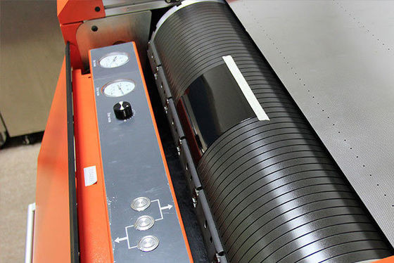 Machine à imprimer en relief numérique à plaques flexibles CTP de petit format