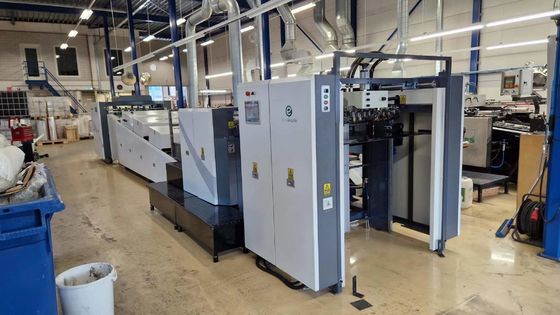 Tache et grande vitesse UV globale de la machine de revêtement de vernis 1050mm