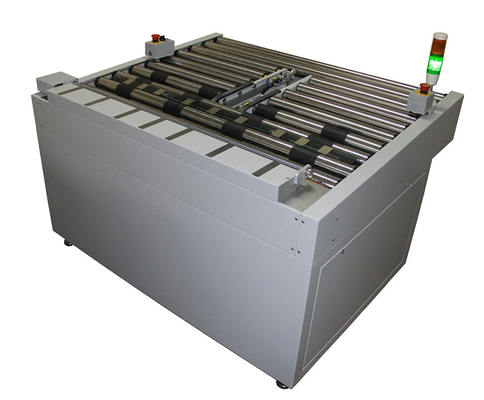 Machine à perforer en ligne pour l'impression en feuille de papier