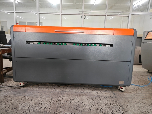 Machine de fabrication de plaques de grande taille d'impression offset