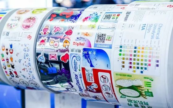 Presse numérique d'étiquettes UV de 216 mm avec une résolution de 1200*600 dpi et une vitesse d'impression de 10 m/min - 75 m/min