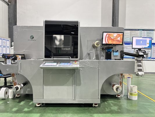 Machine d'embellissement numérique d'étiquettes avec une vitesse maximale de 60 m/min, une résolution de 360*360 dpi et une épaisseur de couche de vernis de 10 à 150 micro