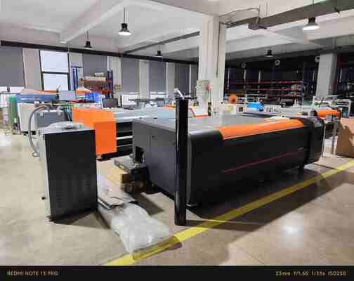 3.5m2/h Vitesse de sortie 5080dpi Résolution 256CH Canaux laser Flexo Impression CTP Machine d'imagerie de plaque pour la fabrication de plaques Flexo CTP à grande vitesse
