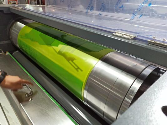 9500 sph Machine de vernissage UV spot A1 avec taille de feuille max 720x1060mm et épaisseur 80-500gsm