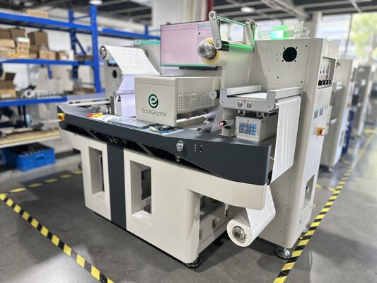 Machine de découpe de lame de moteur d'étiquette de rouleau numérique de 330mm