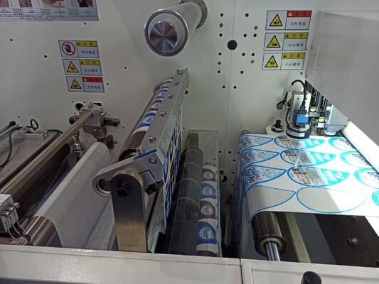 Machine de découpe de lame de moteur d'étiquette de rouleau numérique de 330mm