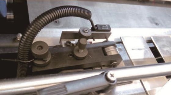 7500S/H Machine automatique de découpe sous pression de haute qualité TDS1060