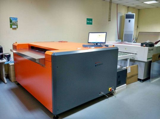 machine excentrée de plat de 1470mm PCT pour l'impression ondulée de carton