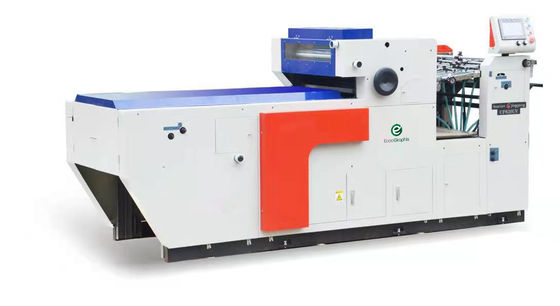 tache UV automatique de 5500pcs/H 620mm vernissant la machine de revêtement