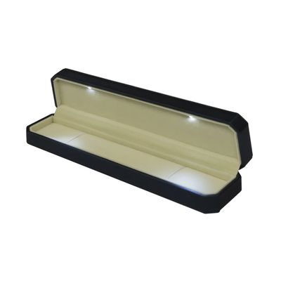 Boîte de carton à papier pour la fabrication de colle