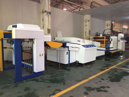 Laque UV à base d'eau, machine de revêtement global et ponctuel pour carton
