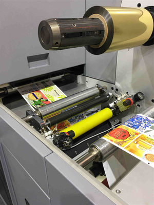 Aluminium froid emboutissant la machine de vernissage UV 10m Min For Wine Labels
