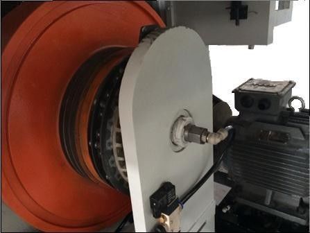 Machine de découpe à matrices modulaire