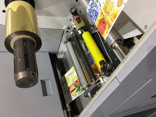Imprimante de Digital de jet d'encre d'amélioration de Digital avec l'estampillage UV de vernis et d'aluminium
