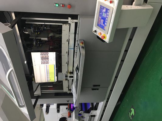 Machine de vernissage UV haute vitesse 9500 feuilles/heure avec format de revêtement maximal 720x1050mm et épaisseur de feuille 80-500gsm