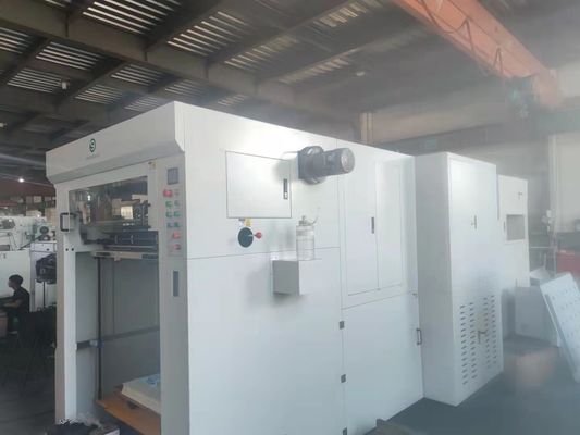 coupeur de matrice de dépouillement de rebut de lit plat de 1080x780mm 7000SHIPPING ET MANIPULATION de grande précision