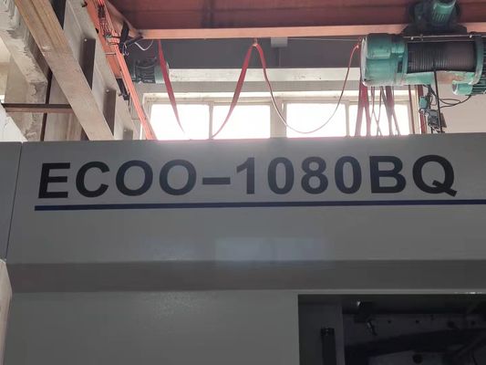 Le lit plat automatique meurent coupeur 7000SHIPPING de positionnement précis ET MANIPULATION