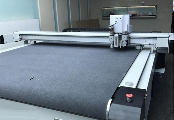 CB03II-1113 Multifonctionnel 1200mm/s Planche à planche découpante