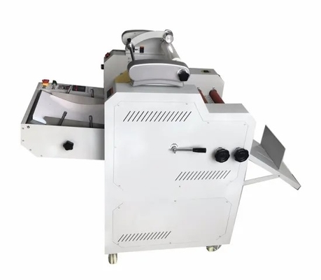 25m/min Laminateur de flûte automatique 3900W avec coupeur de coupe
